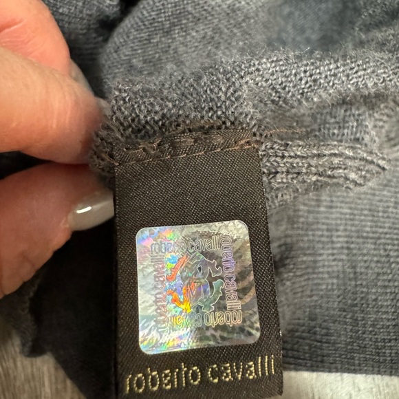 Sweater - Picture 3 of 5